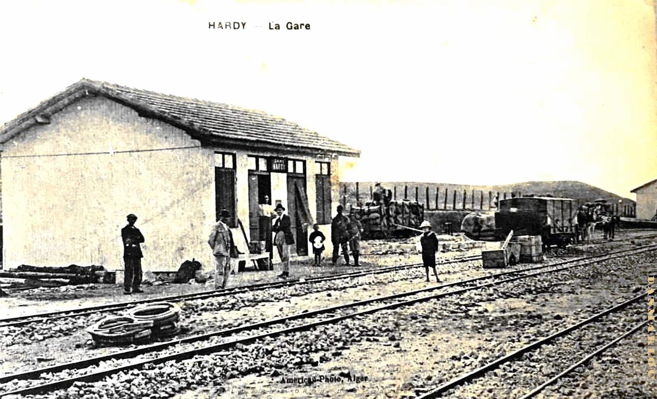2495- Hardy - Pres de Tiaret - Gare.jpg
